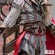 Assassin\'s Creed II Art Scale Statue 1/10 Ezio Auditore Deluxe 31 cm --- DAMAGED PACKAGING