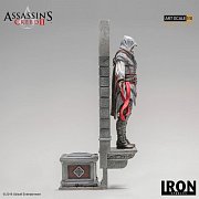 Assassin\'s Creed II Art Scale Statue 1/10 Ezio Auditore Deluxe 31 cm --- DAMAGED PACKAGING
