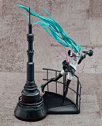 Character Vocal Series 01 PVC Figure 1/8 Miku Hatsune Love is War Refined Ver. 28 cm