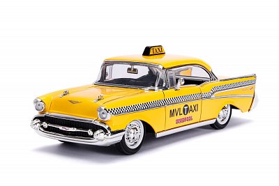 Deadpool Diecast Model 1/24 Deadpool Yellow Taxi