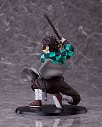 Demon Slayer: Kimetsu no Yaiba Statue Tanjiro Kamado (Standard version) 17 cm