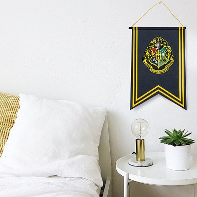 Harry Potter Wall Banner Hogwarts 30 x 44 cm