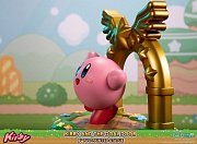 Kirby PVC Statue Kirby and the Goal Door 24 cm