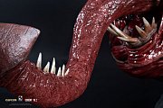 Resident Evil Life-Size Bust 1/1 Licker 50 cm