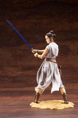 Star Wars Episode IX ARTFX+ PVC Statue 1/7 Rey 29 cm --- DAMAGED PACKAGING