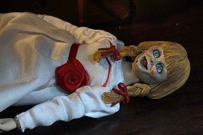 The Conjuring Universe Retro Action Figure Annabelle 20 cm