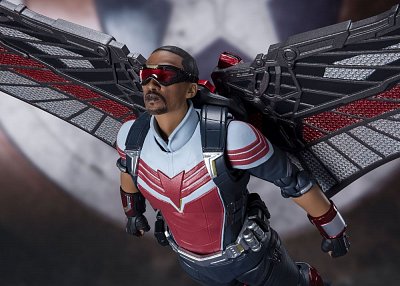 The Falcon and the Winter Soldier S.H. Figuarts Action Figure Falcon 15 cm