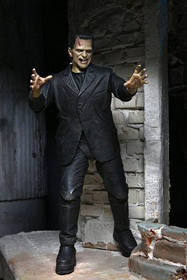 Universal Monsters Action Figure Ultimate Frankenstein\'s Monster (Color) 18 cm