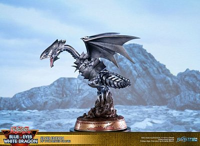 Yu-Gi-Oh! PVC Statue Blue-Eyes White Dragon Silver Edition 35 cm